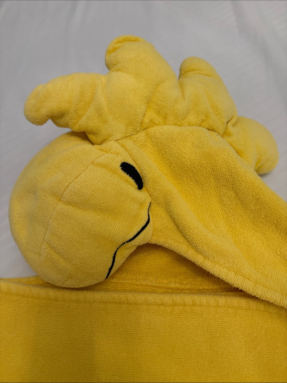 Pottery Barn Kids Peanuts Yellow Hooded Towel 100% Cotton